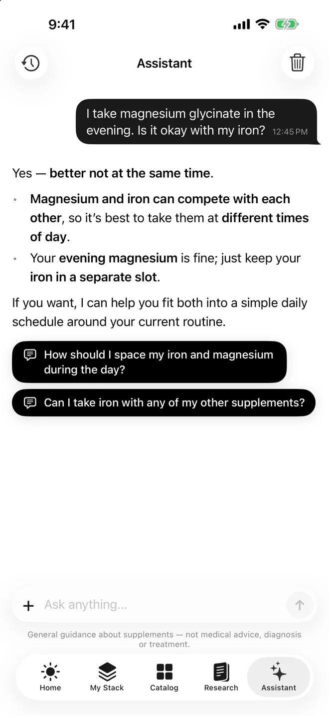 Suppin's Assistant: a question about taking magnesium with iron, a reply that checks the routine and suggests keeping them two hours apart, and follow-up suggestions under the answer